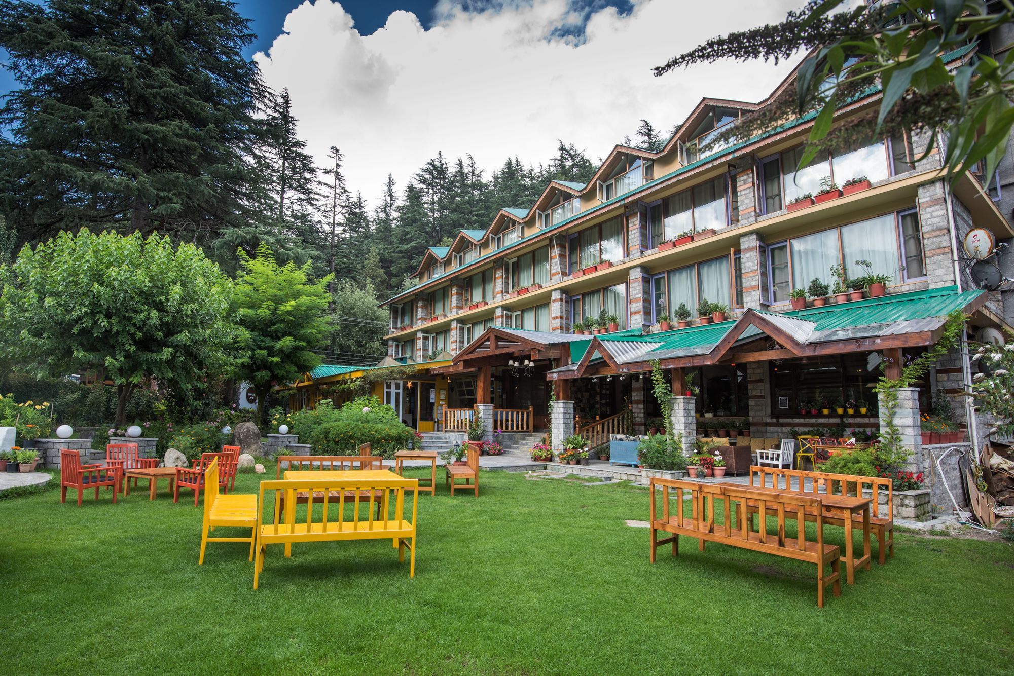 Johnson Lodge & Spa Manali  Ngoại thất bức ảnh
